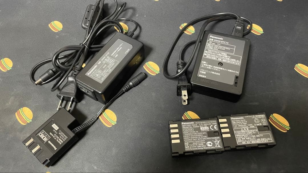 Panasonic LUMIX GH5 / レンズ / その他充電器など