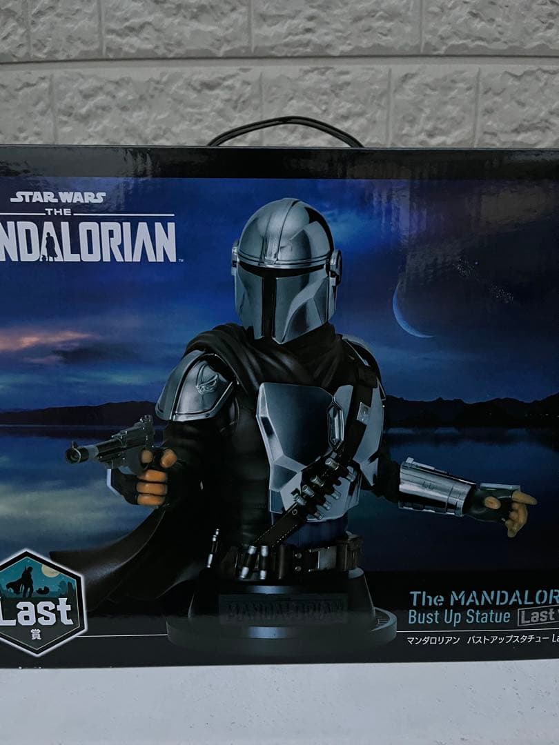 新品未使用　映画『ザ・バットマン』のMafex可動フィギュア