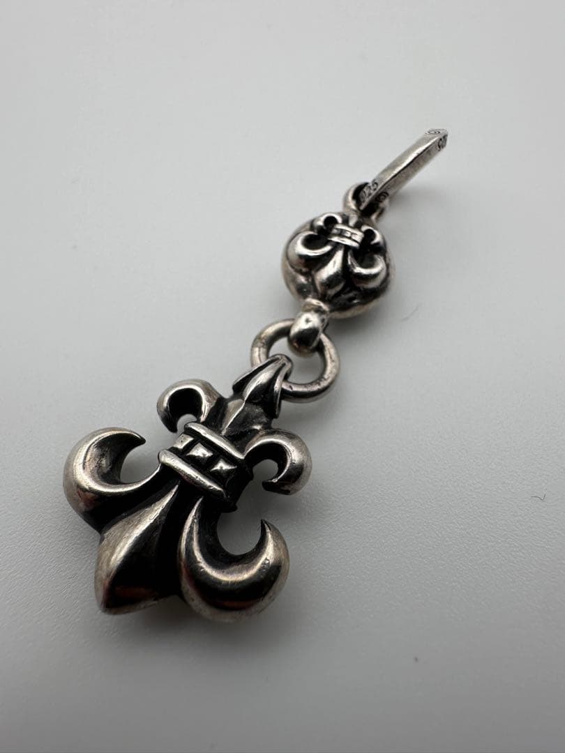 クロムハーツ Fluer ペンダント