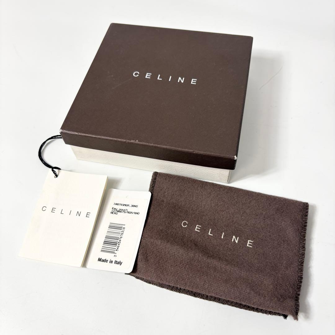 セリーヌ　CELINE トリオンフ　レザー　ケース　キーチェーン付　黒.