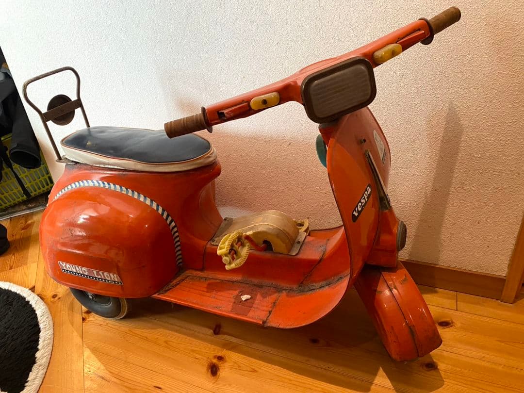 ブリキおもちゃ/Vespa 子供用スクーター