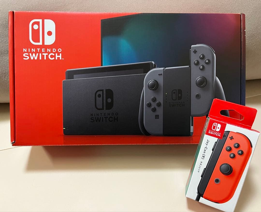 Nintendo Switch 本体　ニンテンドースイッチ　+ Joy Con