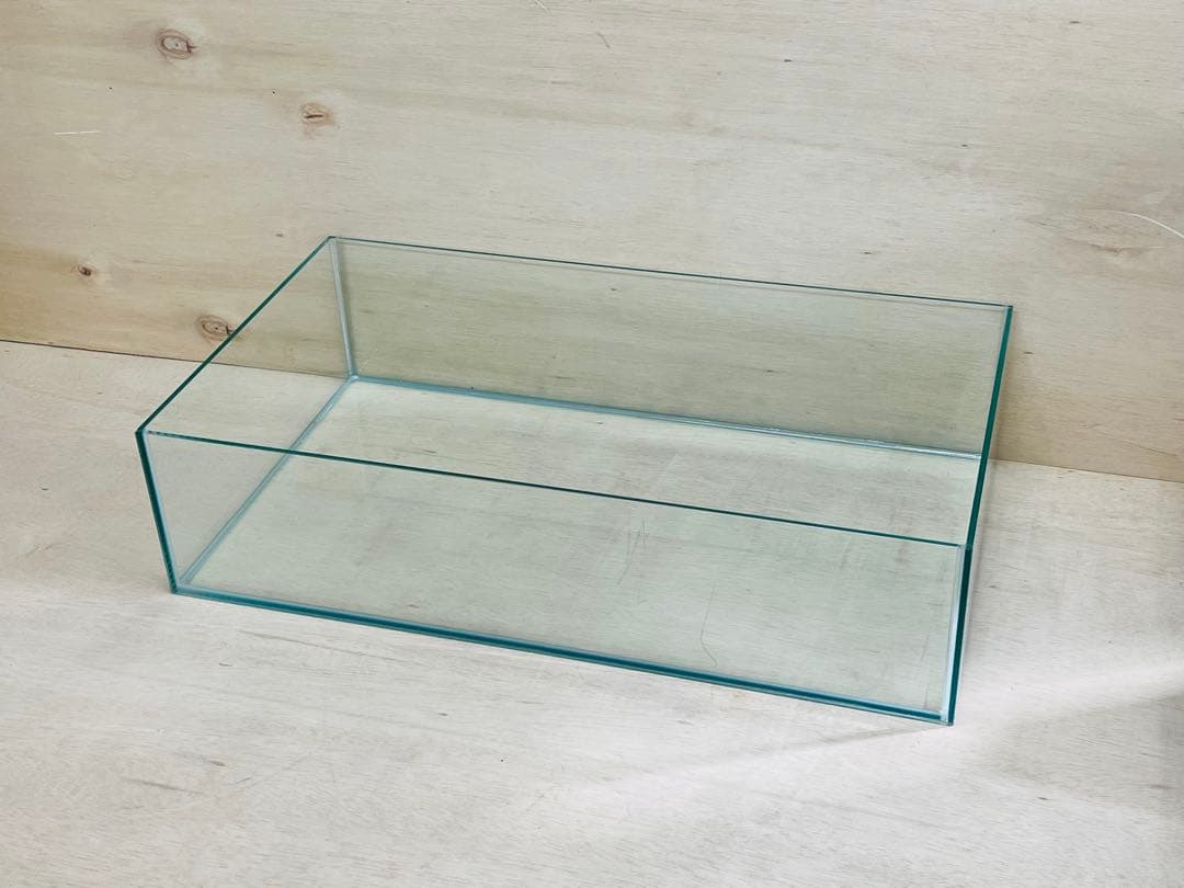 600x300x150ｍｍ　5ｍｍ厚　未使用品