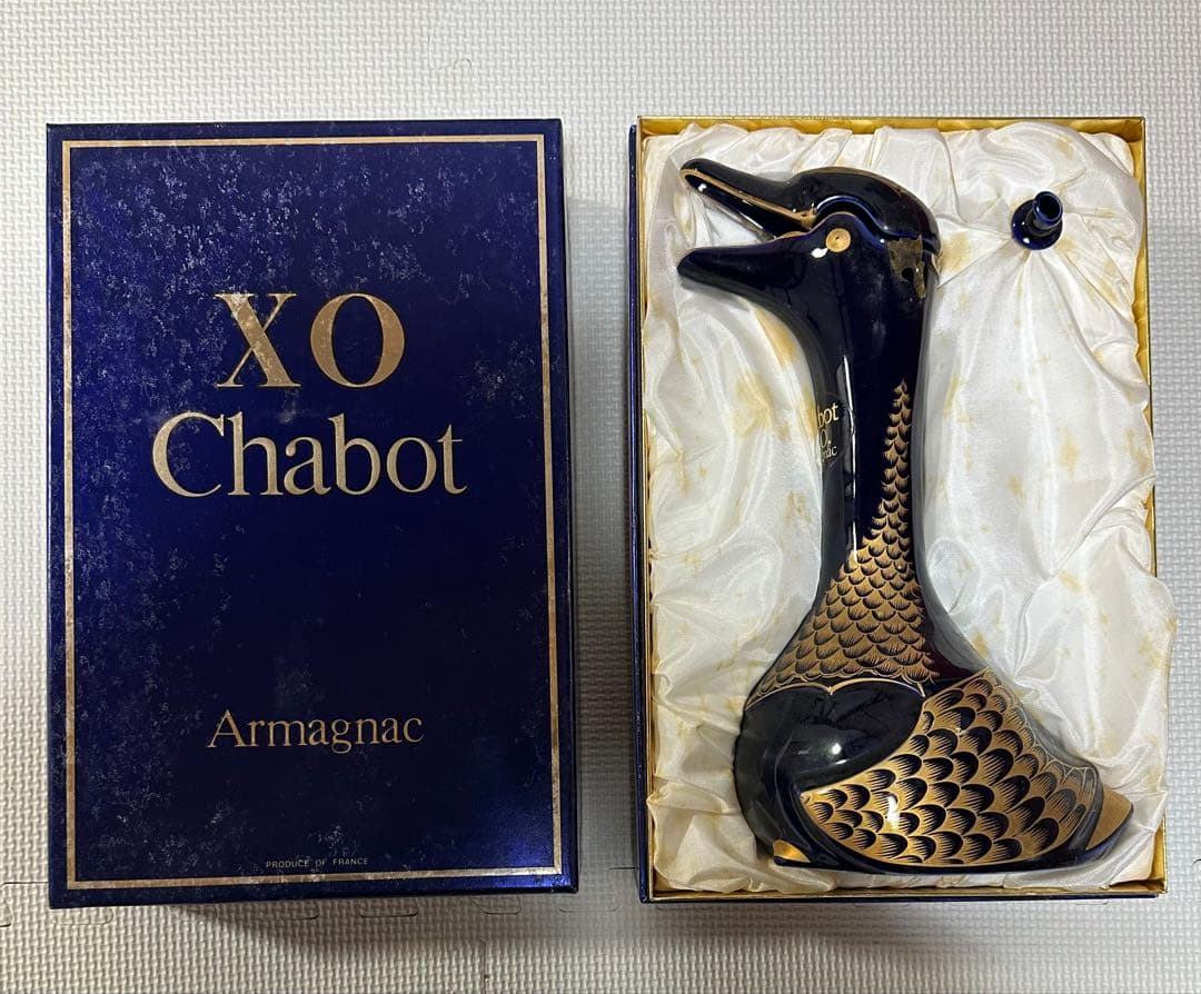 Chabot XO Armagnac アヒル型ボトル