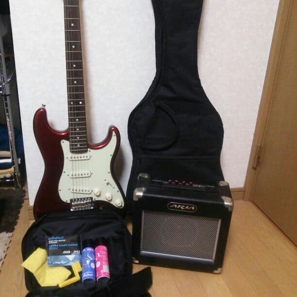 エレキギターとアンプのセット
