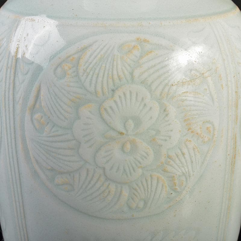 中国　影青　青白釉　陽刻　花文　双耳蓋瓶　M　7266E