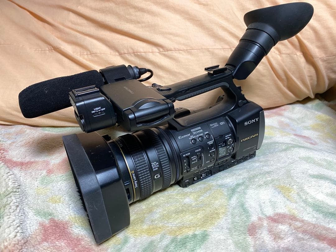 キ*イ様 Sony HXR-NX3 バッテリー付属　説明欄必読願います