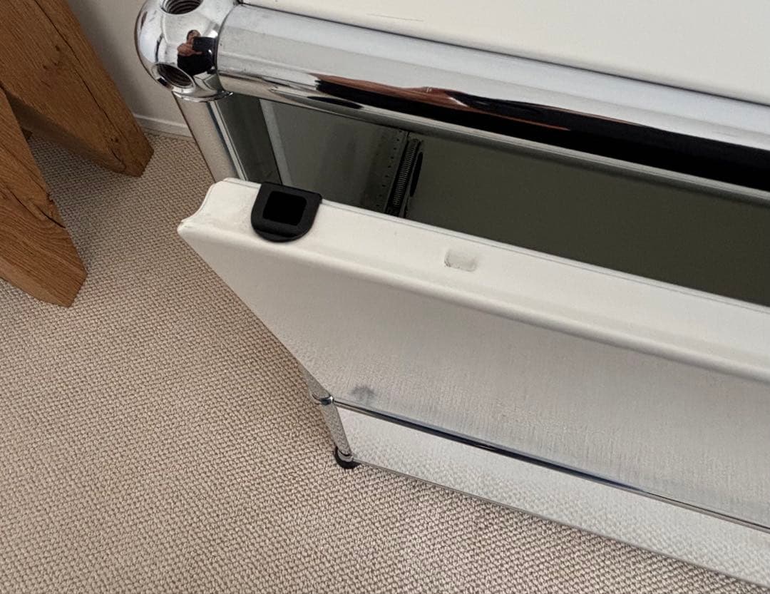 鍵付き2段2ドア　USMhaller USMハラー ピュアホワイト キャビネット