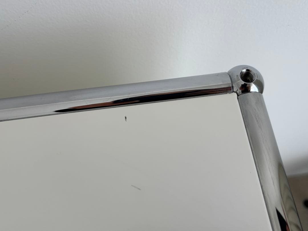 鍵付き2段2ドア　USMhaller USMハラー ピュアホワイト キャビネット