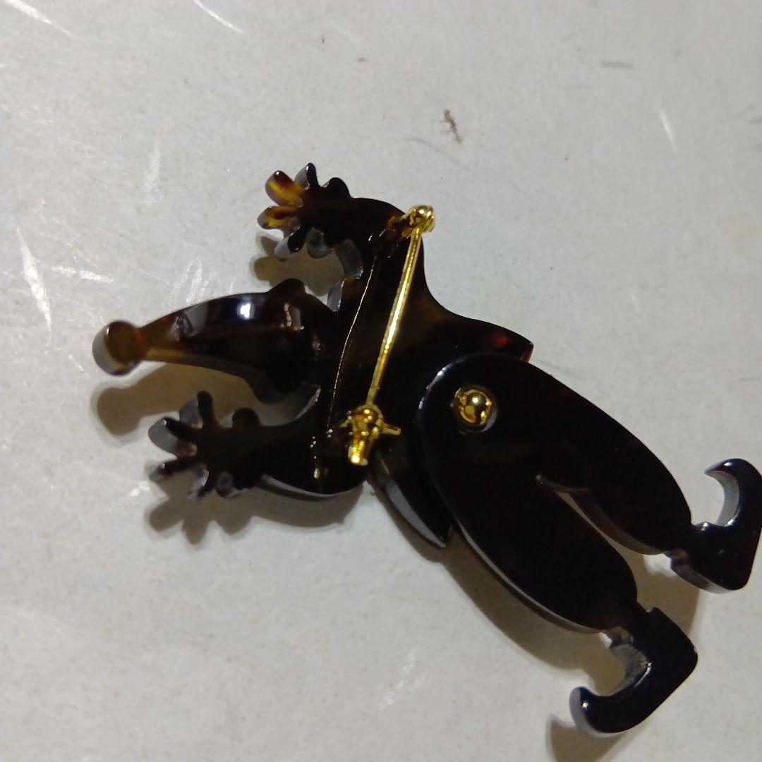 鼈甲蒔絵付きピエロペンダントブローチ