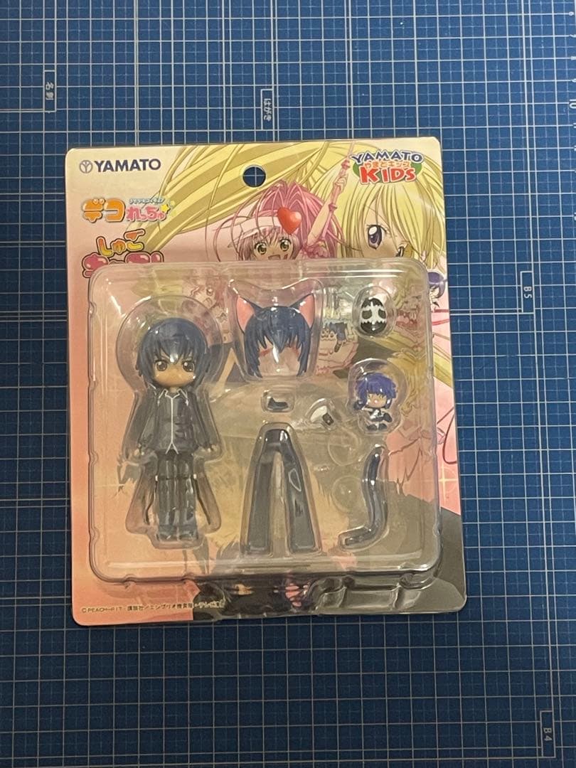 きせかえフィギュア　デコれっちゅ　しゅごキャラ　月詠イクト＆ヨル