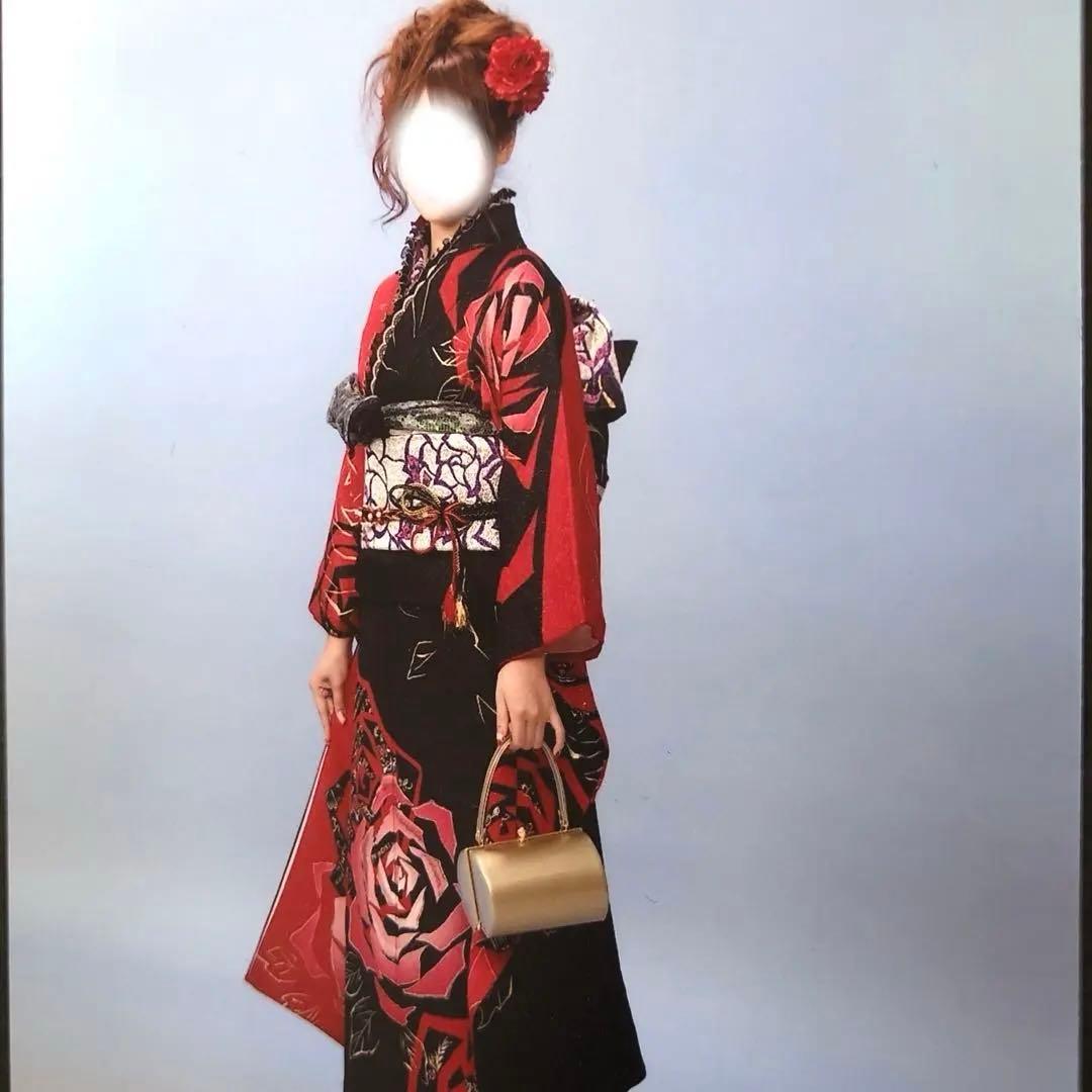 振袖　薔薇デザイン