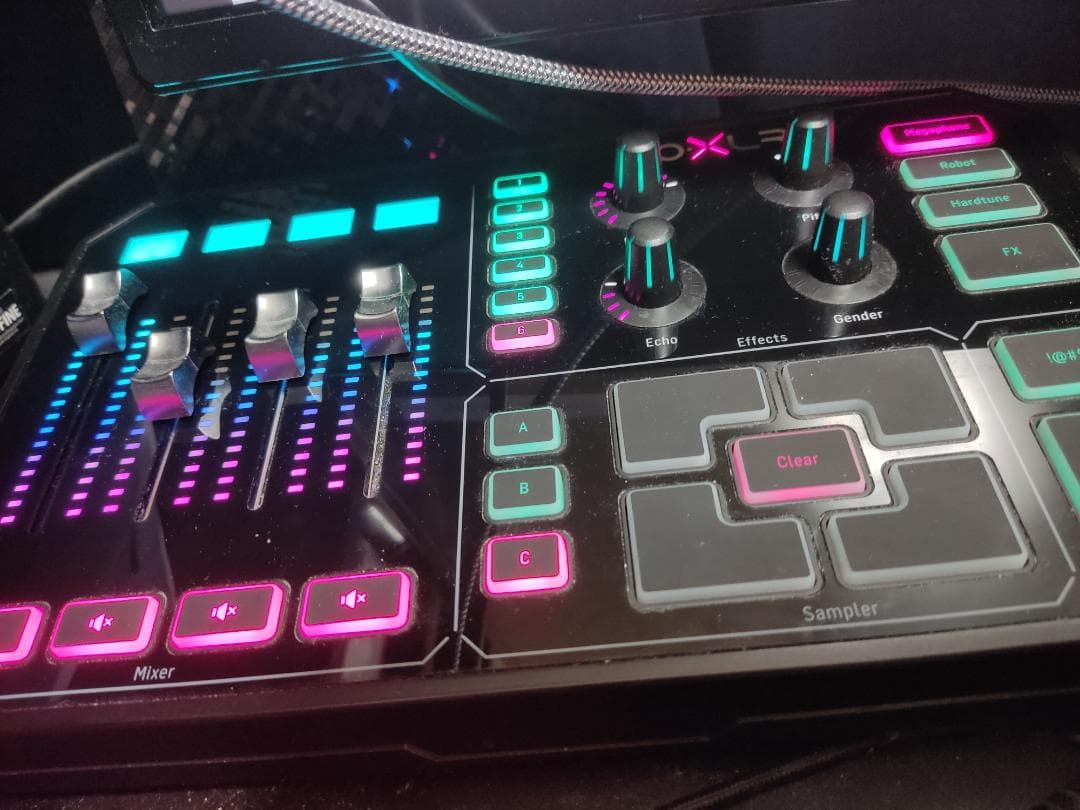 GoXLR オーディオミキサー 配信向け