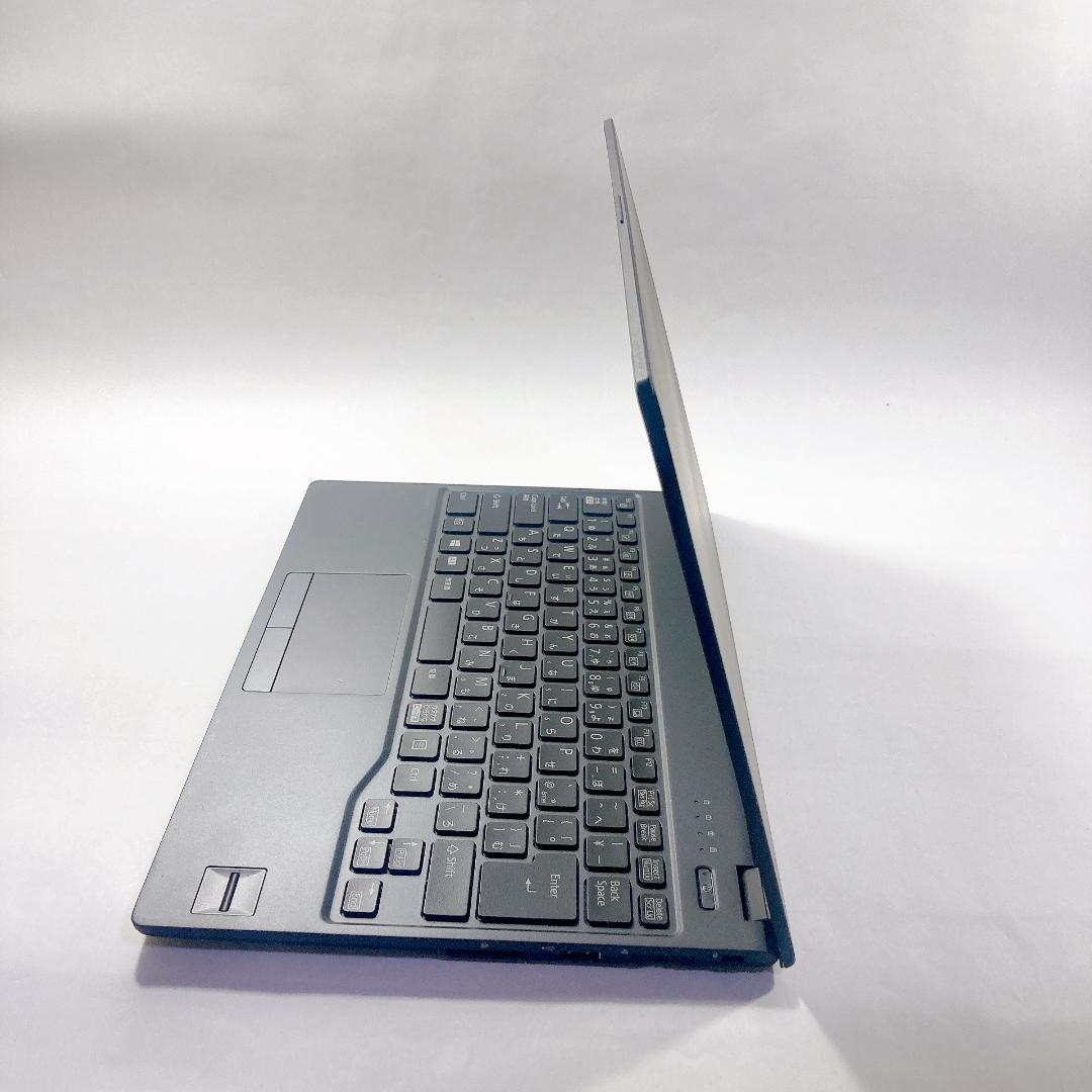 w107✨美品/ 超軽量 /爆速 SSD新品 /オフィス付✨すぐ使えるノートPC