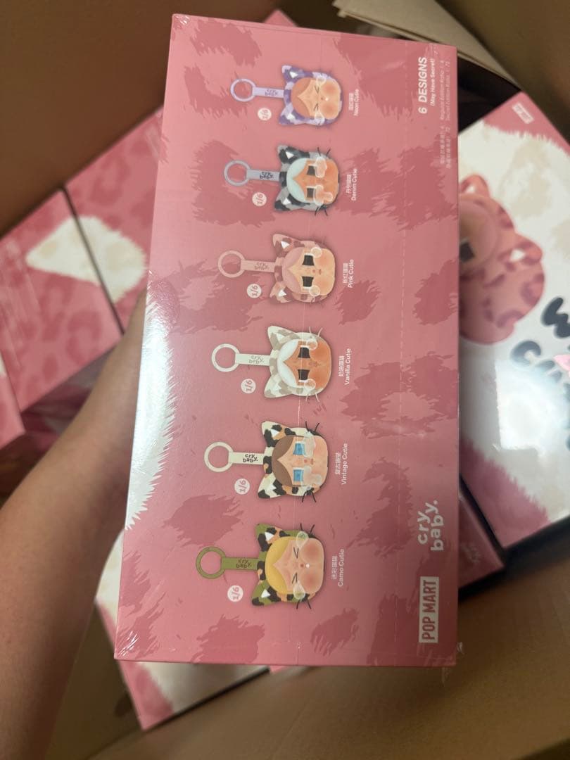 ポップマート Crybaby ワイルドバットキューティー