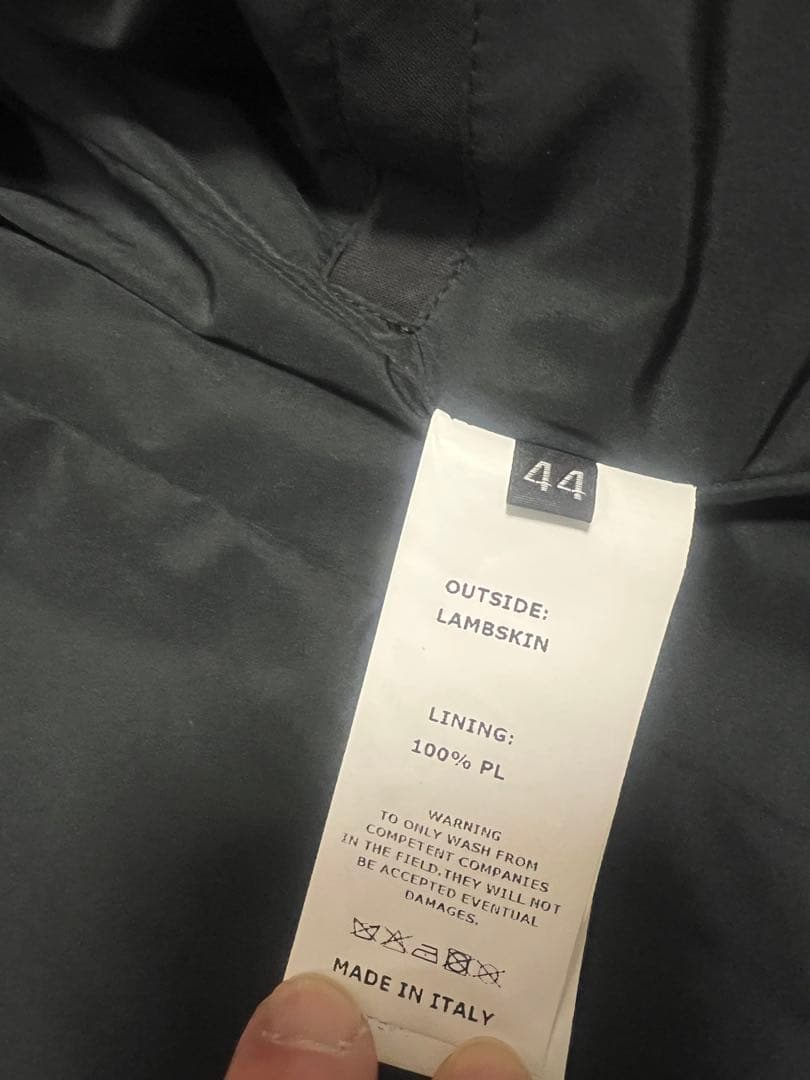 美品　EMMETI H UOMO ブラック　44 エンメティ　アッカ