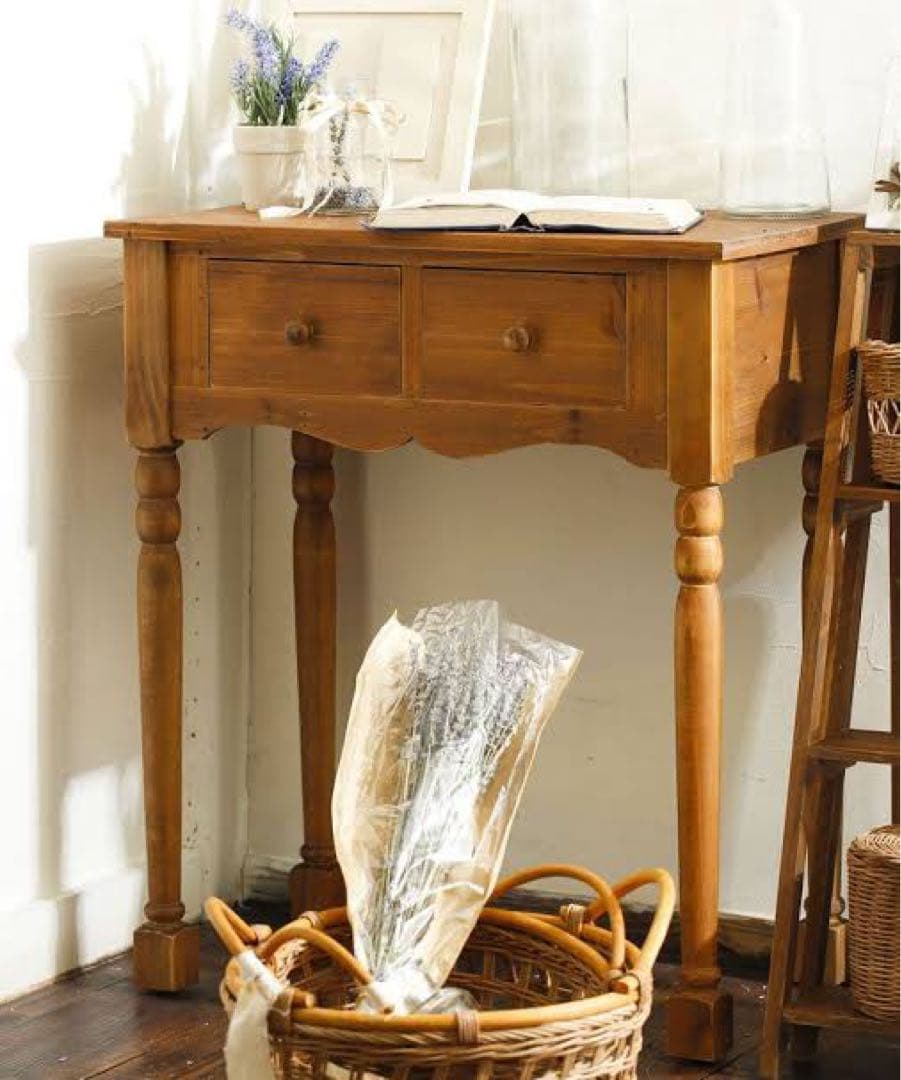 salut! サリュ　ナチュラルフレンチ　タンス　非売品、完売品