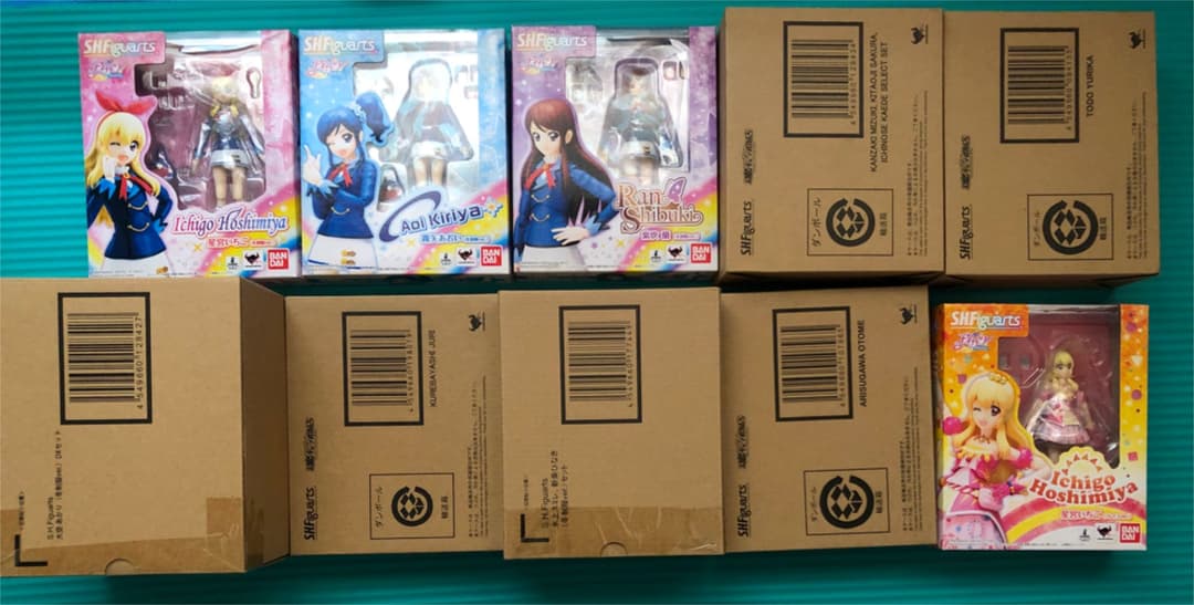 アイカツ　S.H.Figuarts フィギュアーツ　あかり　いちご　ユリカ