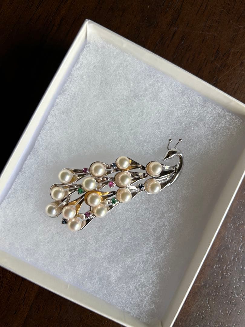 あこやパール　エメラルド　ルビー　サファイア　ブローチ