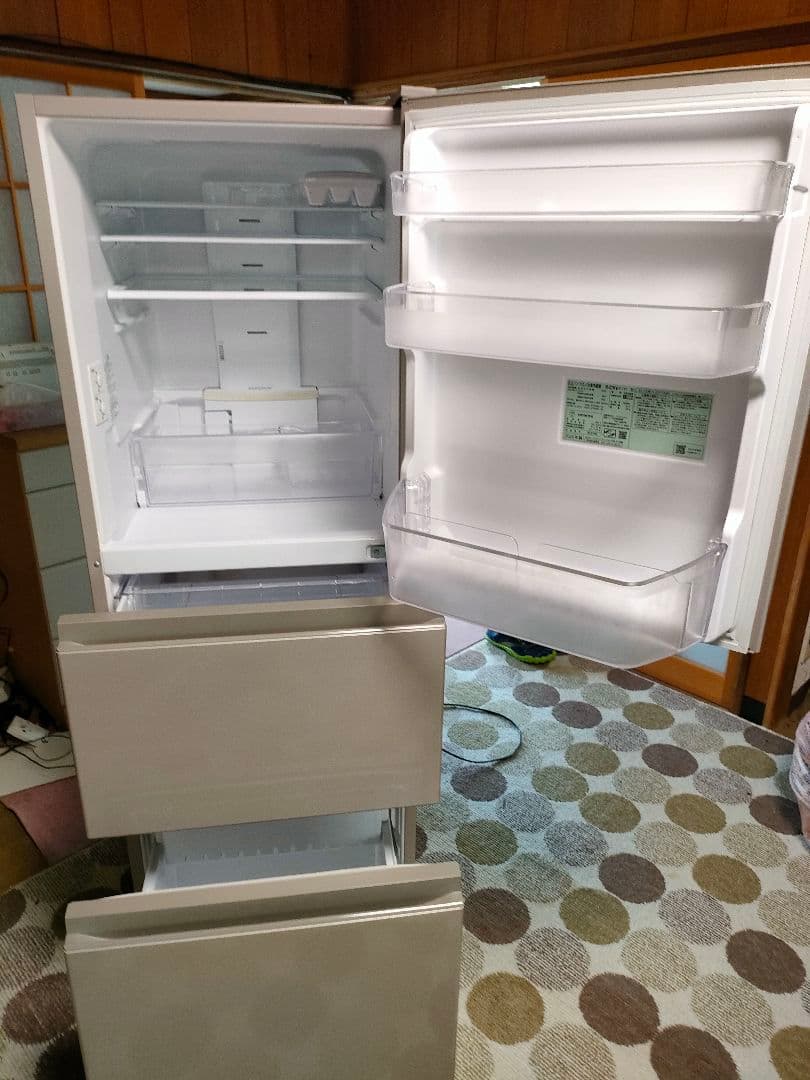 ●日立ノンフロン冷凍冷蔵庫R-27KV-1 　265L　2020年製