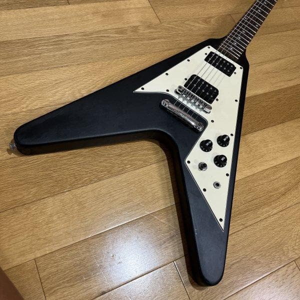 t*i様 フライング V タイプ FV メーカー不明 再塗装 マッドブラック 入