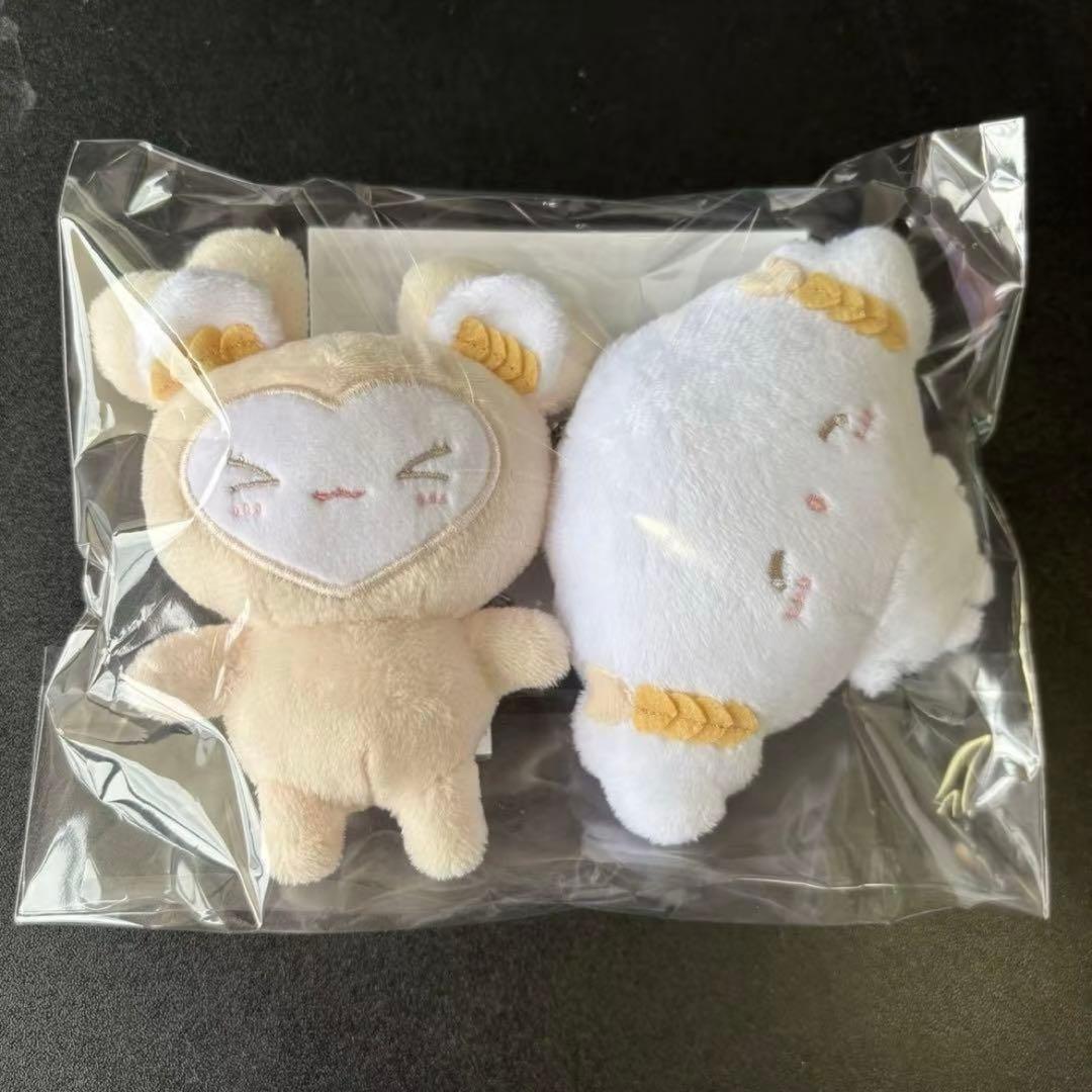 TWICE サンリオコラボ ダヒョンセット　こぎみゅん　ダブリー　バッグチャーム