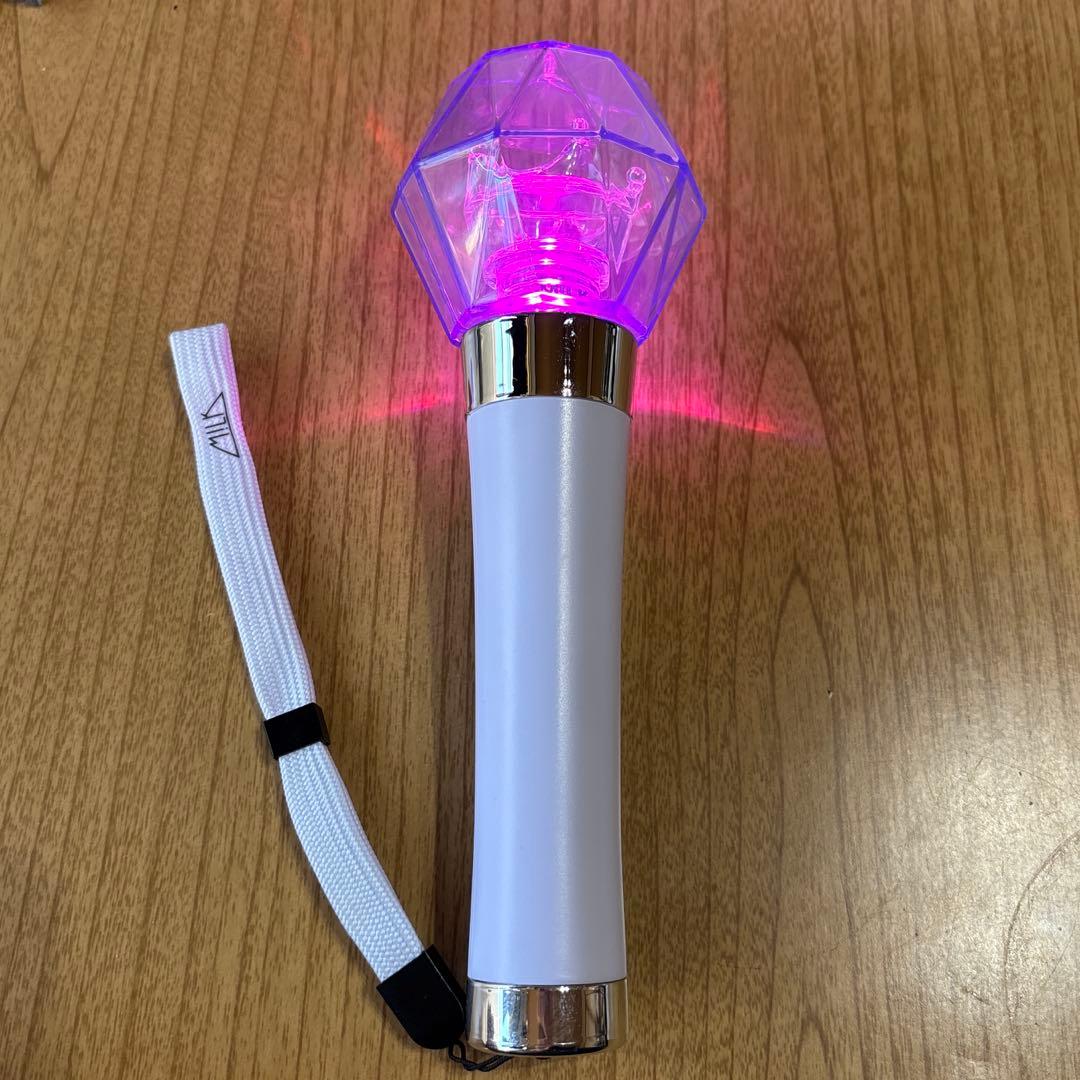 M!LK ペンライト　ミルクラスタルスティック3