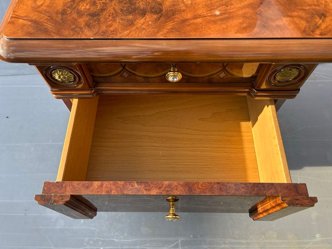 イタリア家具 ローチェスト 3段引き出し アンティーク風