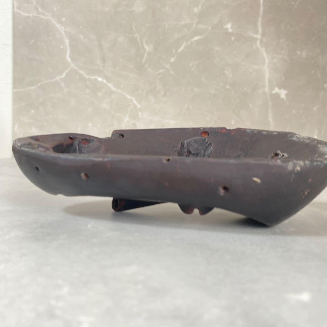 アフリカ工芸品　コートジボワールのマスク　ルーブル型取り工房、9 x 17 cm