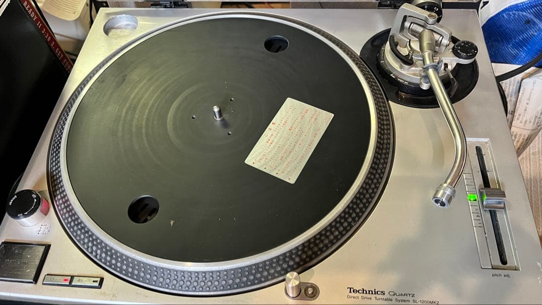 Technics SL-1200 MK2 ターンテーブル通電あり