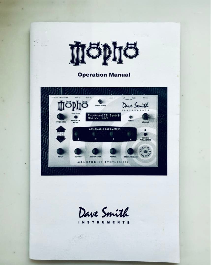 Dave Smith Instruments Mophoアナログシンセサイザー
