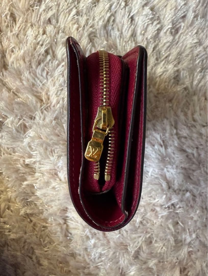 Louis Vuitton モノグラム 二つ折り財布 ポルトフォイユジュリエット