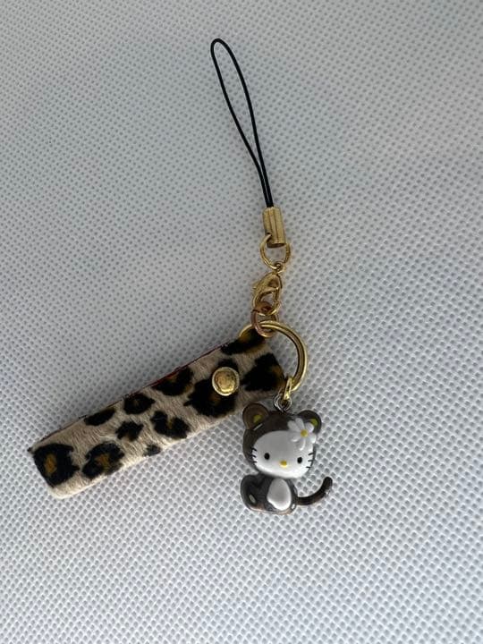 ❤️日本限定❤️超希少品❤️新品未使用❤️ハローキティ虎マスコットストラップ