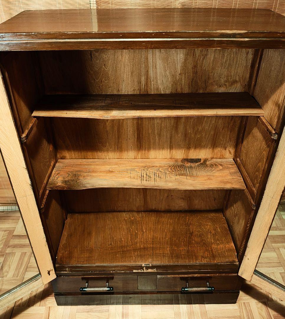 ガラス扉の本棚　食器棚　昭和レトロ　古家具