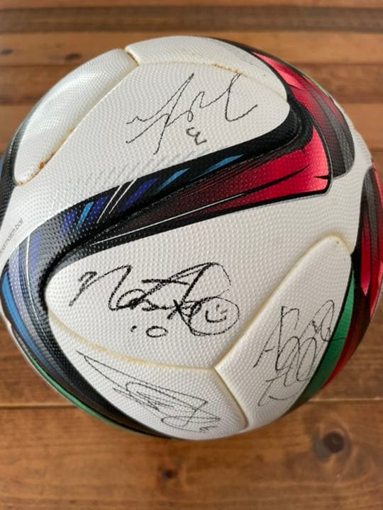 サッカーボール　サイン入り