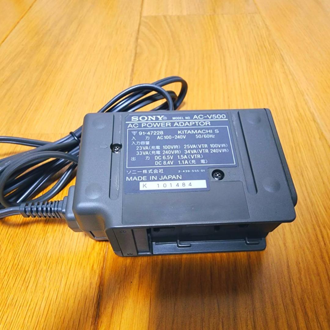 【動作確認済】SONY 高画質 Hi8 ビデオカメラ CCD-TR3 セット