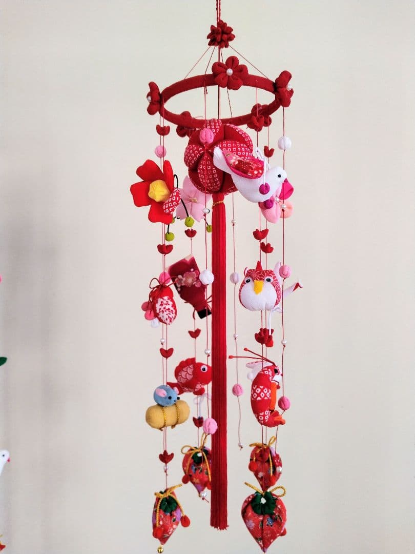 つるし飾り「つるし雛」中