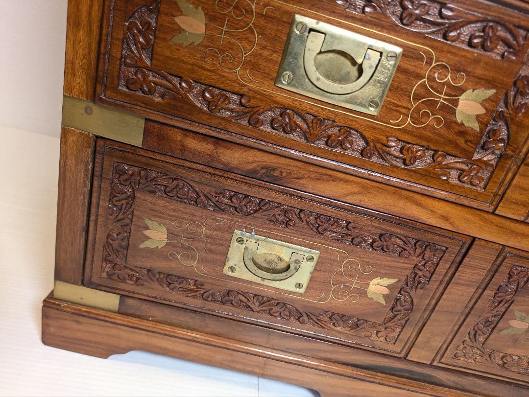 アンティーク　木彫　家具　彫刻　 チェスト 引き出し