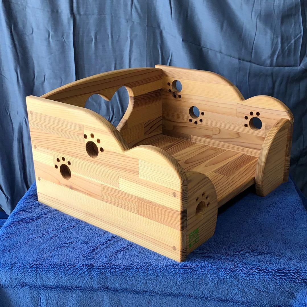 ワンちゃんの腰かけ 木製