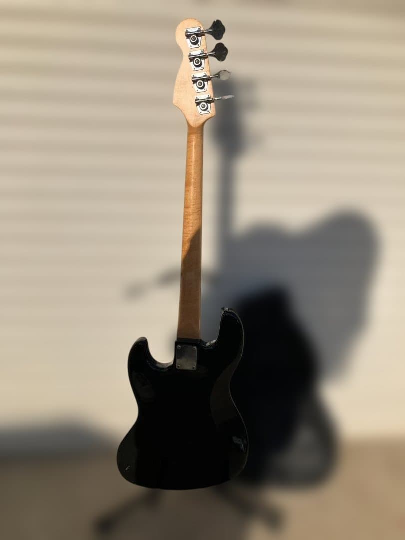 selder ブラックエレキベース 社外品ケース付き　簡単動作確認済み