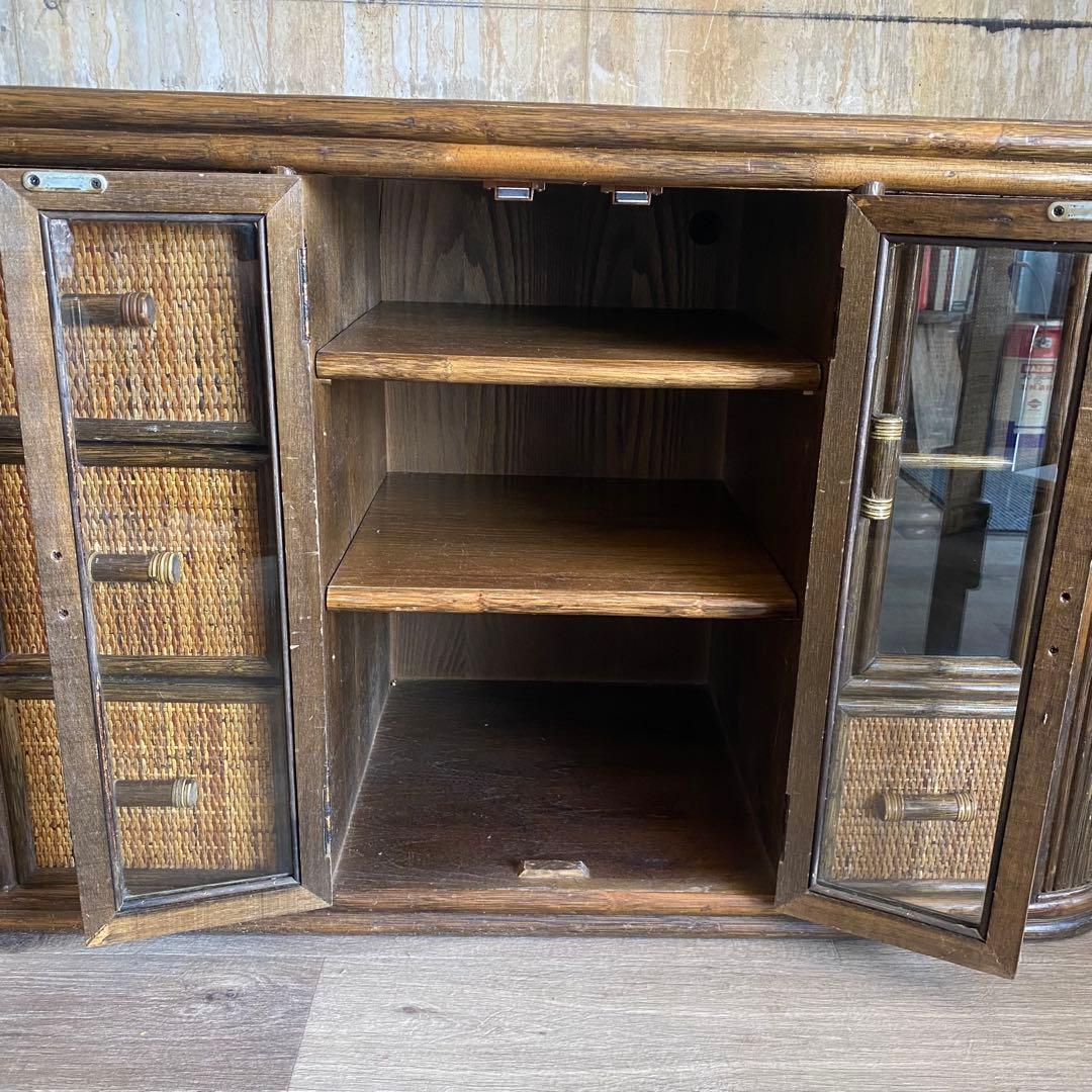 ラタン 籐　サイドボード　テレビ台　ガラス扉　古家具 昭和レトロ　ヴィンテージ