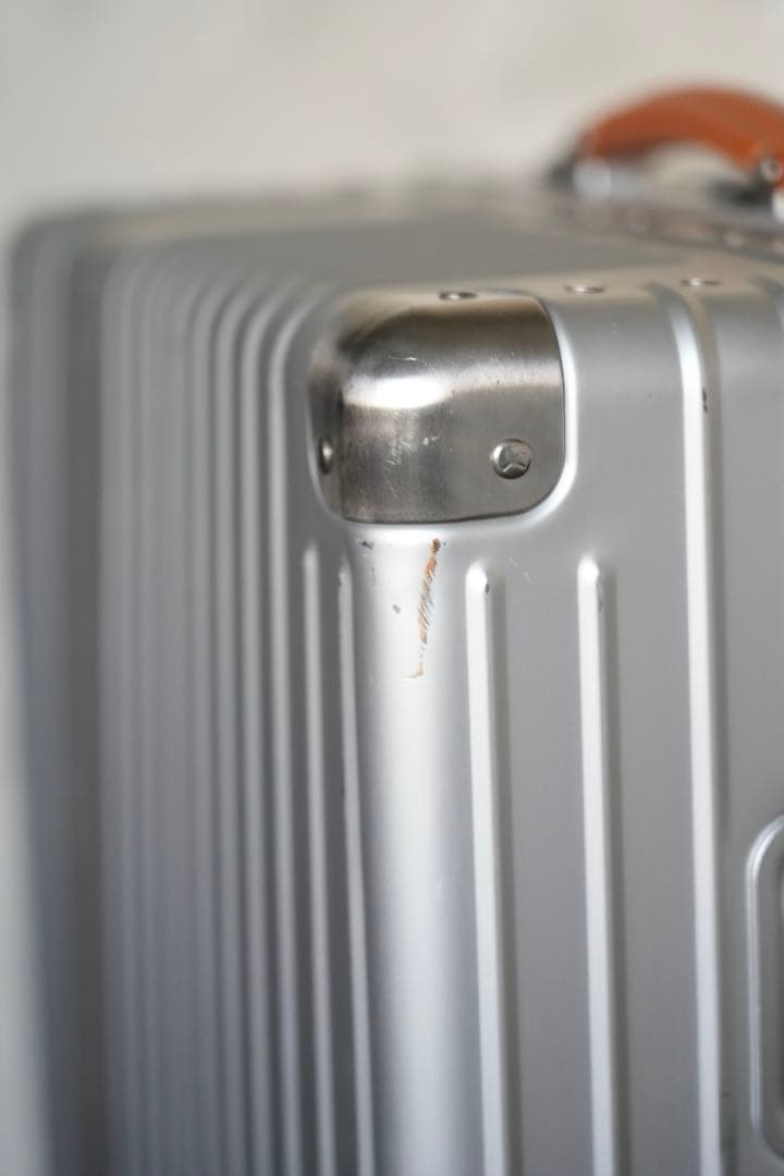 イノベーター innovator スーツケース　アルミ　70l