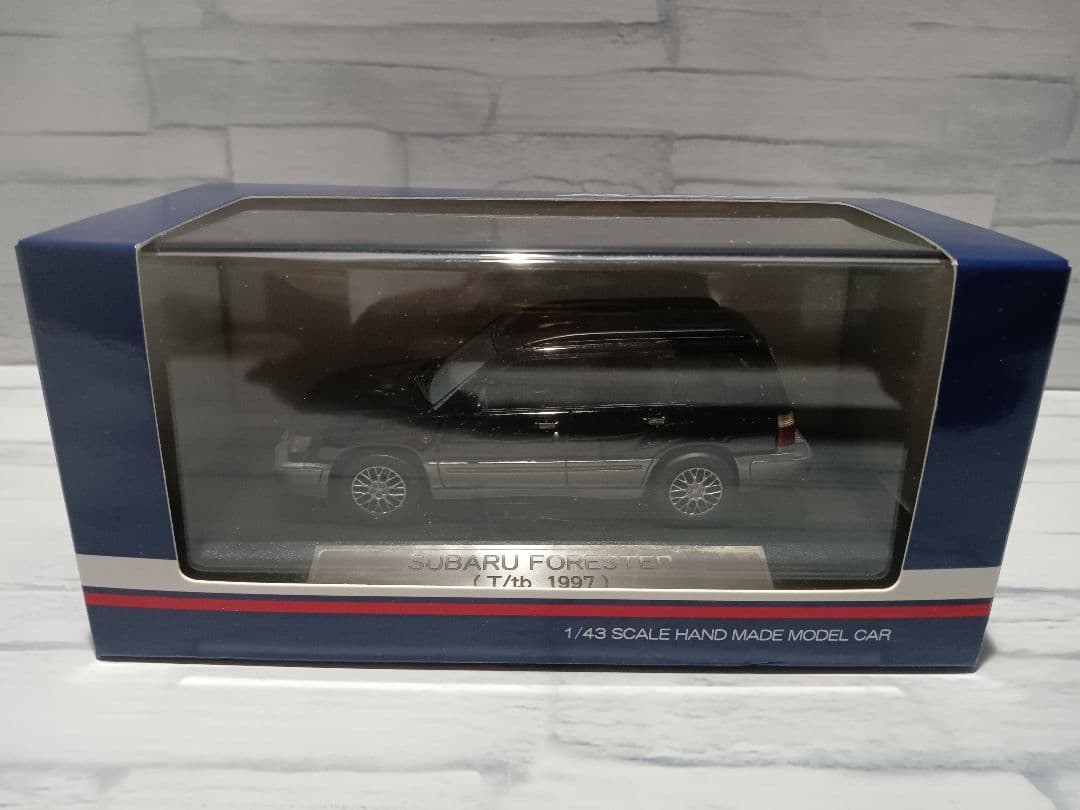 1/43 スバル　フォレスター　T/tb ミニカー　ブラックマイカ　2トーン