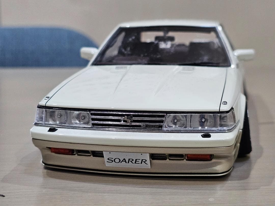 KEN STYLEさん専用　1/18　トヨタ　ソアラ　3.0GT リミテッド