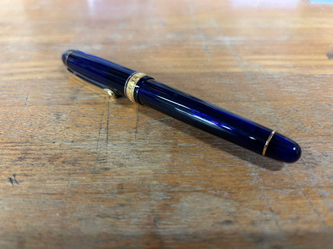 PLATINUM 万年筆 ネイビー F字　金ペン