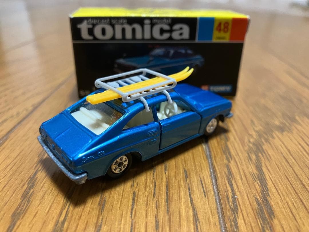 トミカ黒箱48　ニッサン　サニースキーキャリア　当時物　デッドストック