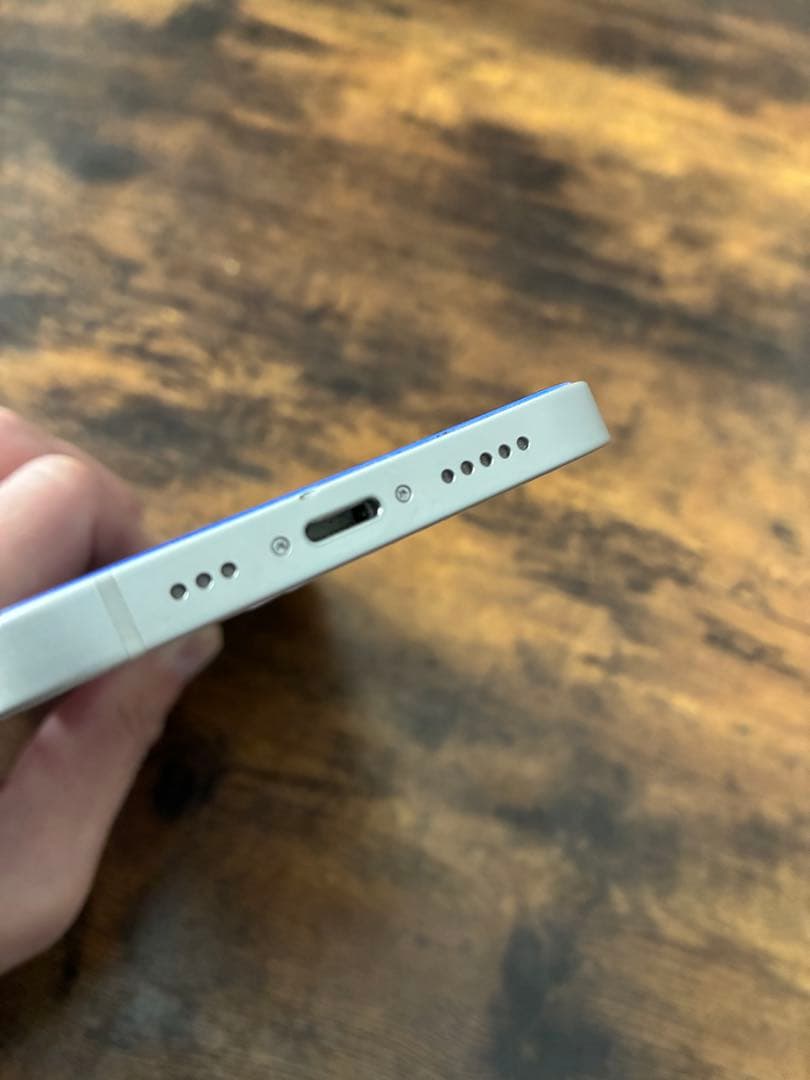 iPhone 13 128GB スターライト 本体