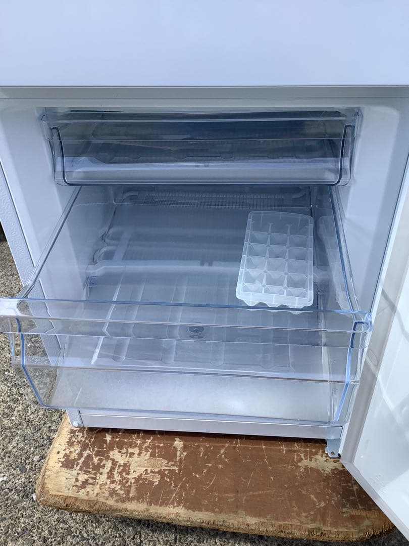 2025年製 ハイセンス 2ドア冷蔵庫 HR-D1701W 175L 白