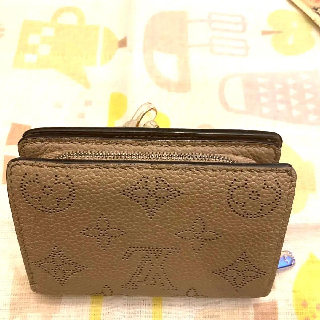 ルイヴィトンモノグラムマヒナクレアガレ二つ折り財布