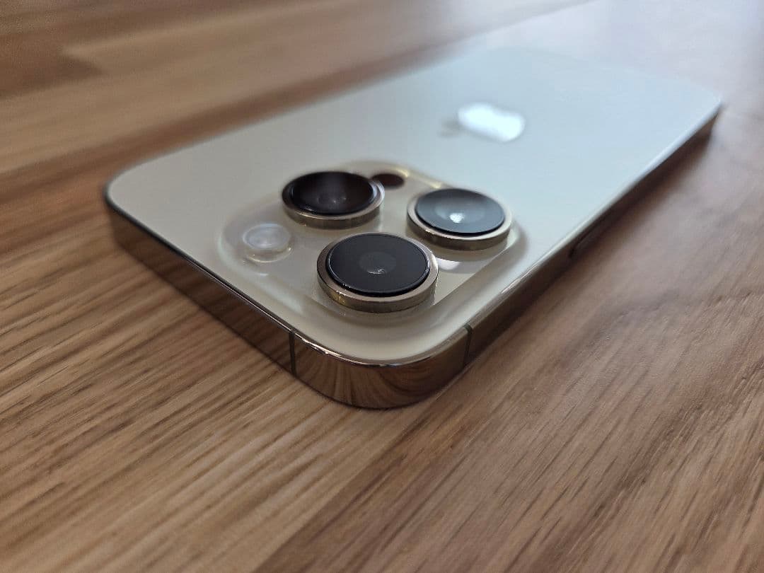 SIMフリー Apple iPhone 14 Pro ゴールド 256GB！